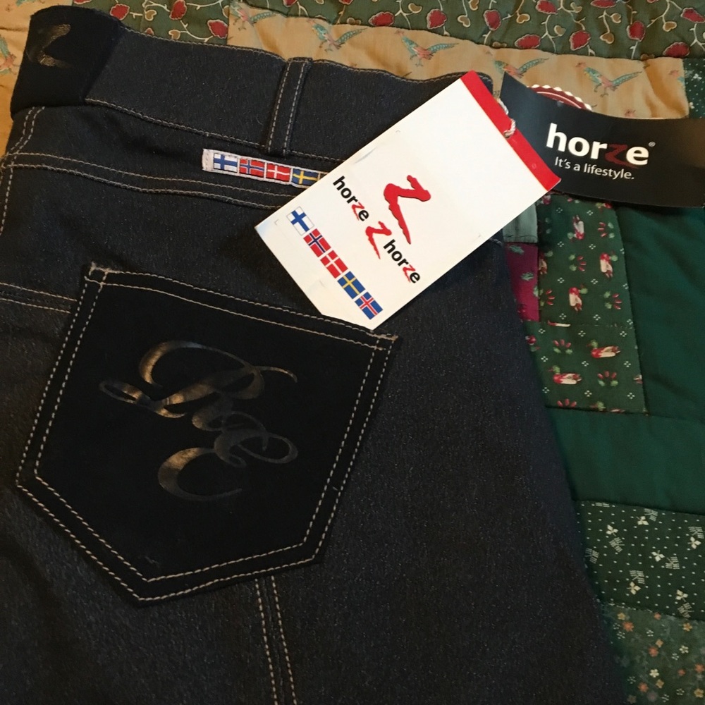 Equestrian riding pants